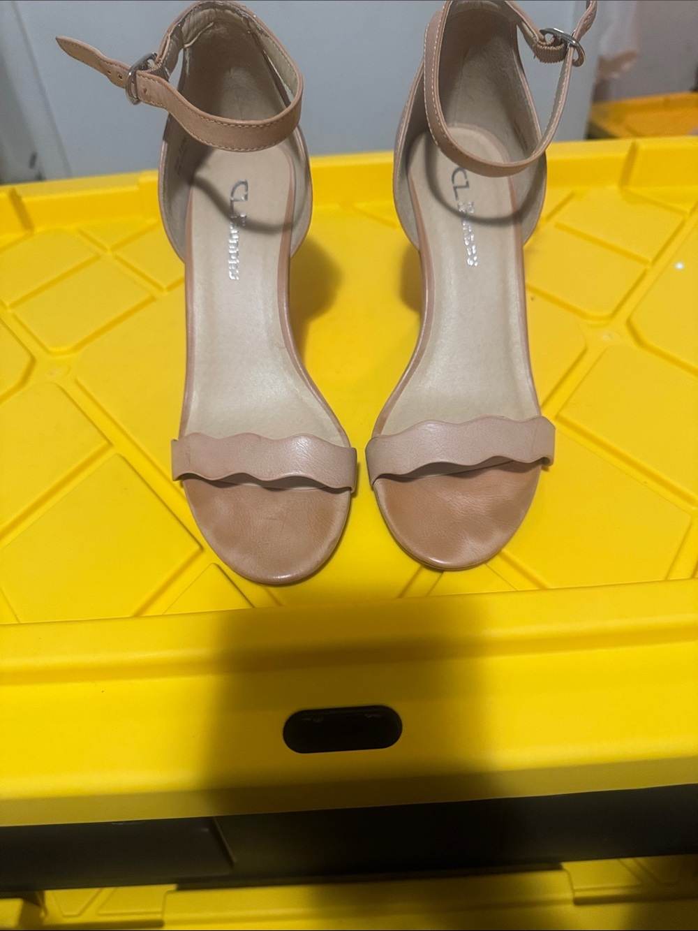 Chinese Laundry Nude/Tan Ankle-Strap Wavy Front Sandals